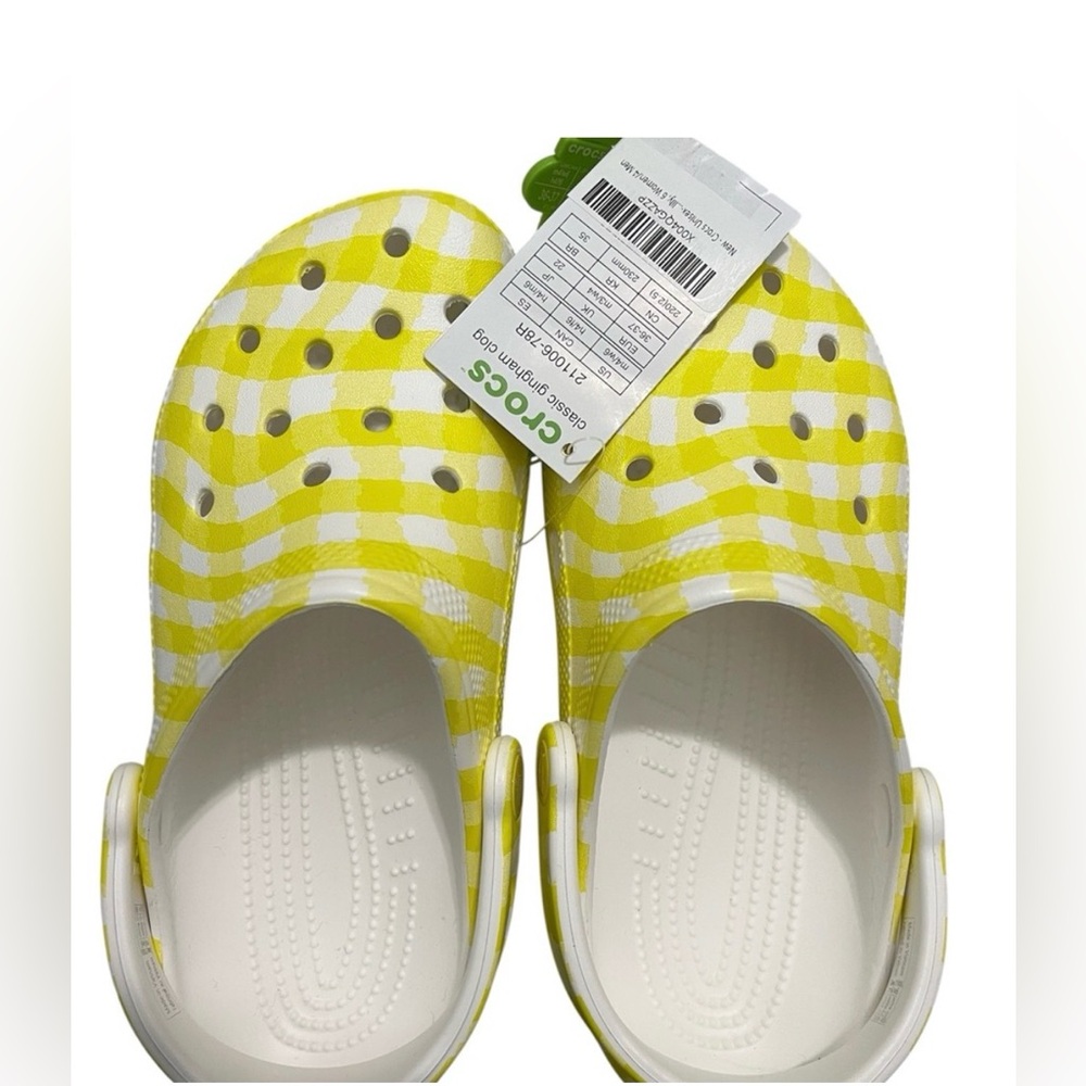 Crocs Unisex Classic Clogs Daylily Women’s 6 Men’s 4 NEW WITH TAG